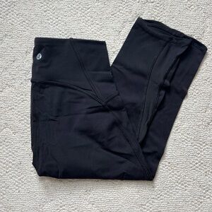 Like New - Lululemon Crop Leggings